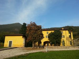 Chiedere l'assegnazione di un alloggio per anziani presso Villa Zanardelli